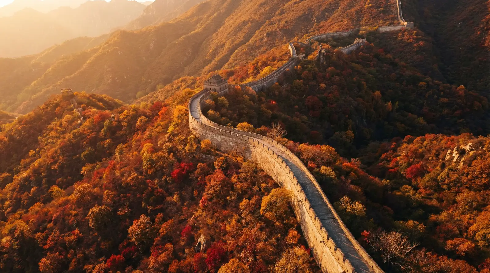 英雄联盟总决赛打几局 秋日长城航拍全景
